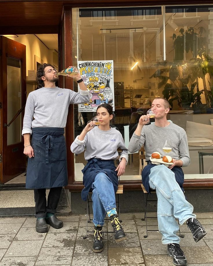 Restaurant team member