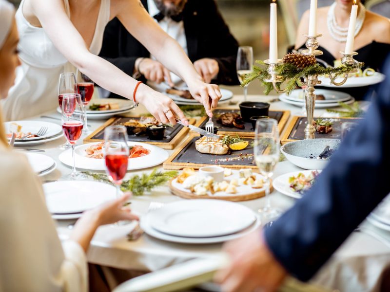 How To Keep Up With Trends in The Restaurant Industry