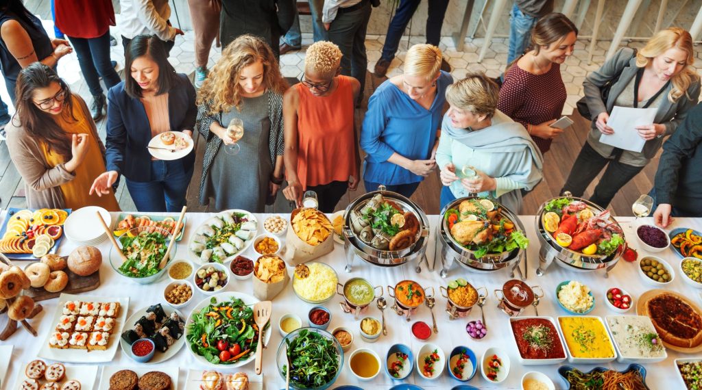 Why All Restaurants Should Offer Catering Services