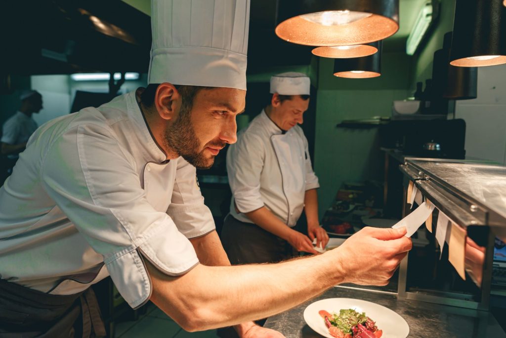 How to Combat Restaurant Employee Burnout