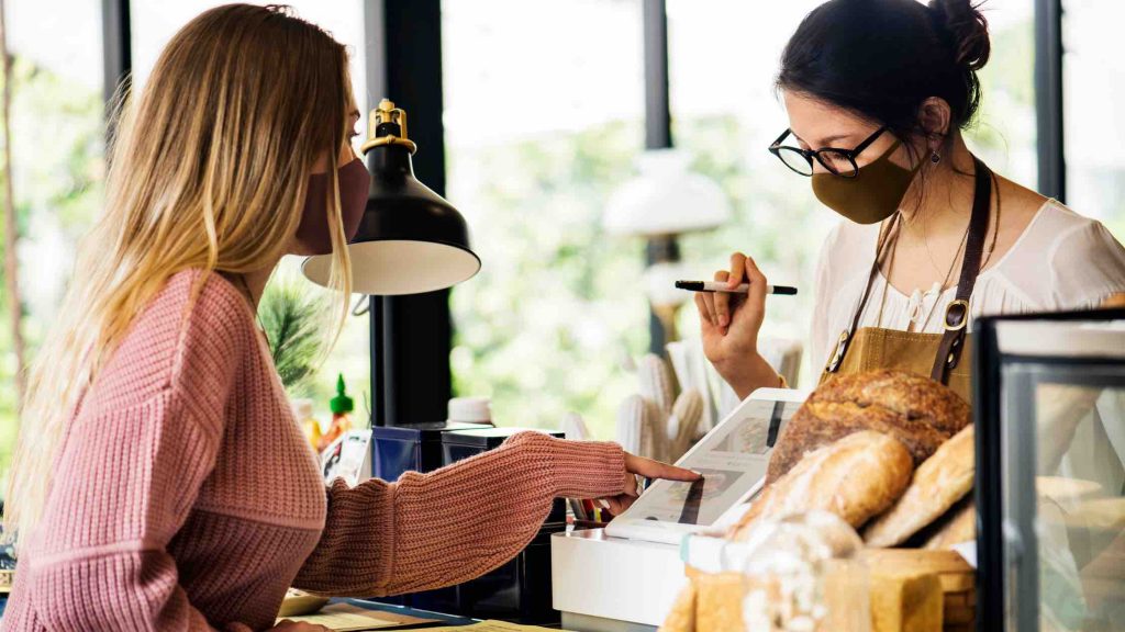 5 Restaurant Industry Trends That Will Shape Brands in 2022