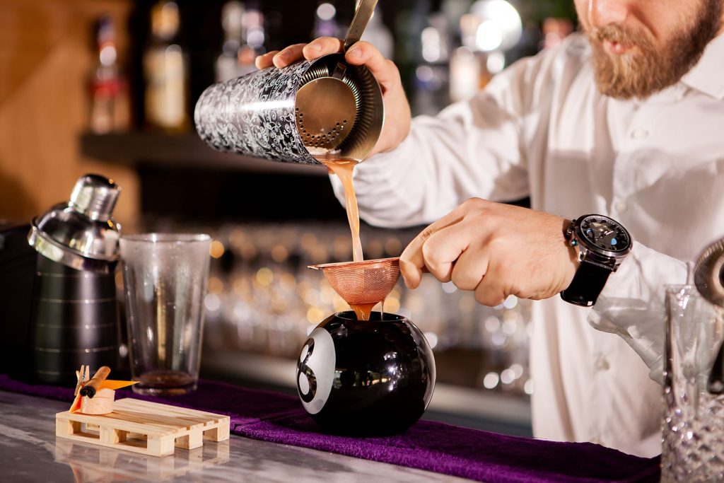Serve These Drinks At Your Bar on New Year’s Eve